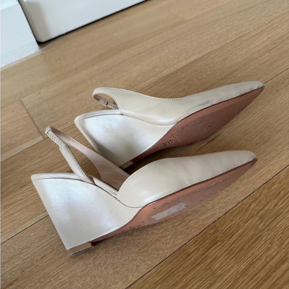 Pour La Victoire Women's Beige Slingback Heels - Picture 7 of 9